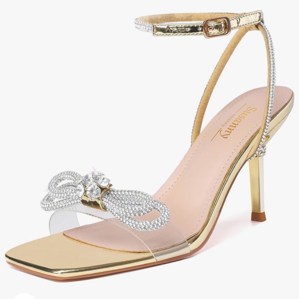 GOLD STRAPPY HEELS W/EMBELLISHED BOW AND CRYSTAL DETAILS NWT
